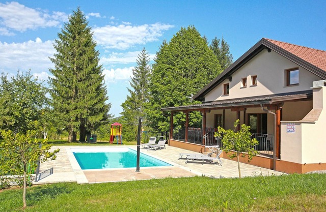Preciosa casa en Ogulin con sauna