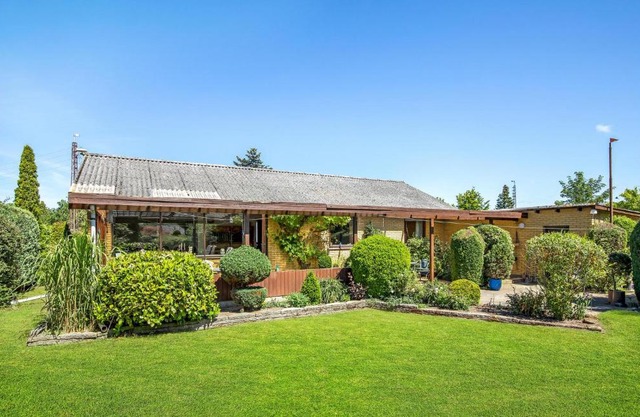 Gorgeous Home In Rønne With Kitchen