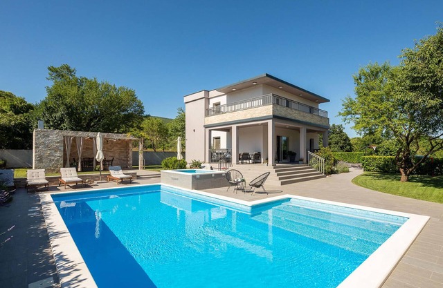 Hermosa casa en Sicane