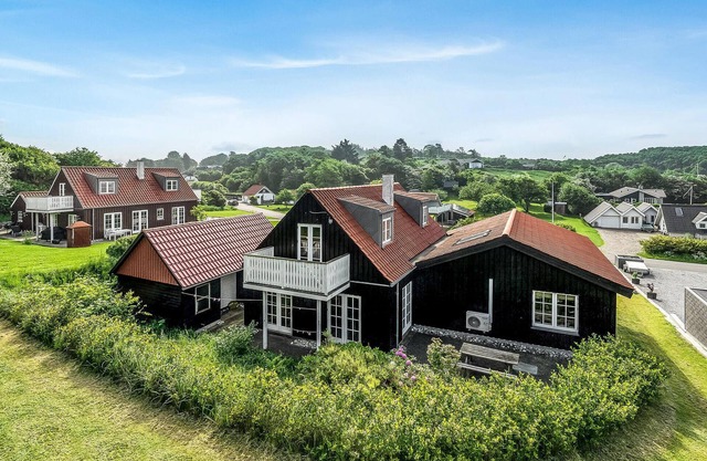 Preciosa casa en Spøttrup con sauna