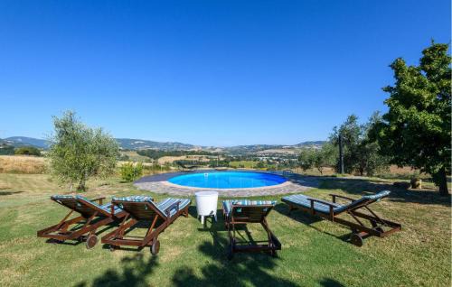 Gorgeous Home In Terre Roveresche