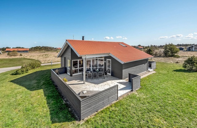 Preciosa casa en Ulfborg con cocina.