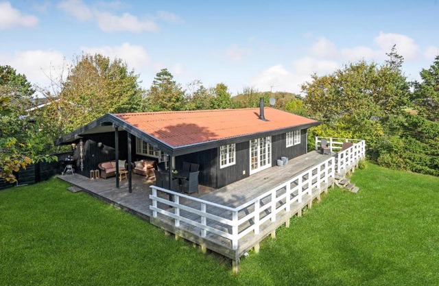 Gorgeous Home In Vejby With Wifi