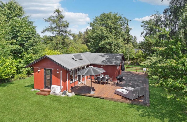 Gorgeous Home In Vggerlse With Kitchen