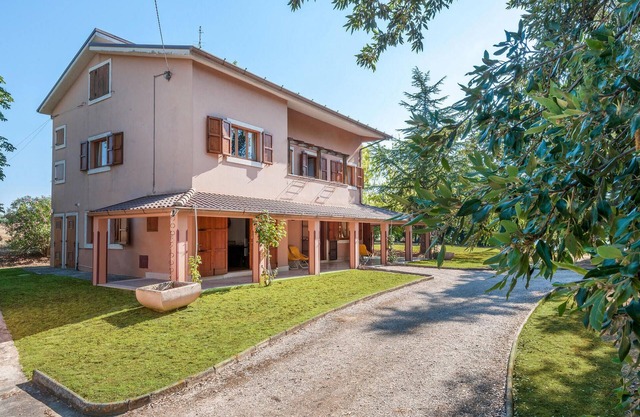 Preciosa casa en Ponzano di Fermo