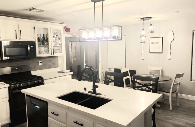 💎Gorgeous Home with 💥bang for your buck!💰
