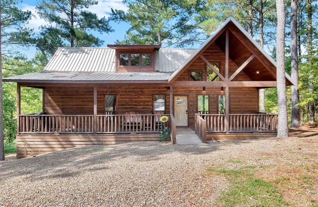 Gorgeous Idyllic Cabin w Hot Tub and Fire Pit Quittin Time is Secluded Romantic Oasis w Luxury Bathroom Double Shower and Bathtub Foosball Table