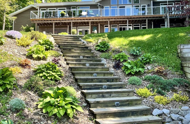 Gorgeous Lakehouse apartment on Sturgeon Lake