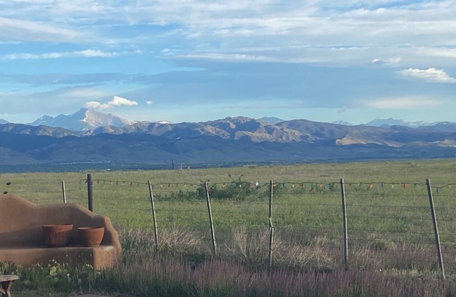 Gorgeous mountain view, Open Space, Private Pickleball Court, perfect location!