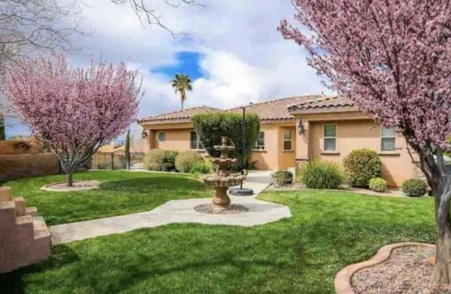 Gorgeous Nest: Exclusive Suite Modern & Peaceful.