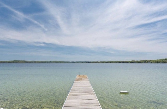 Gorgeous North Lake Leelanau frontage.