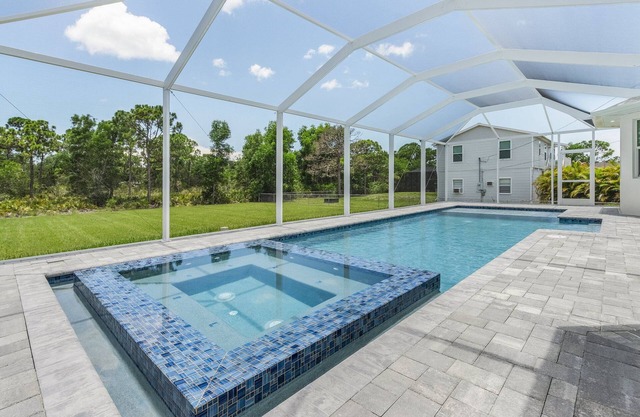 Gorgeous Off Water 3/2 with Pool in the Heart of Pine Island!