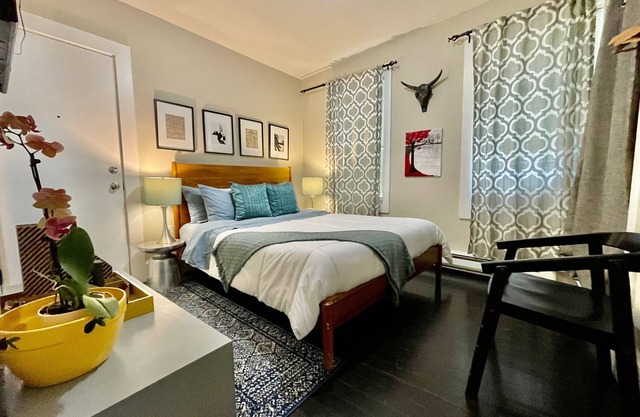Un hallazgo raro! Hermoso, nuevo dúplex 3 BR / 3BA, North End Boston 6-7 invitados