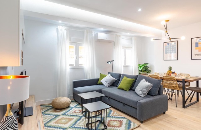 Precioso Apartamento Reformado 2 Hab y AC