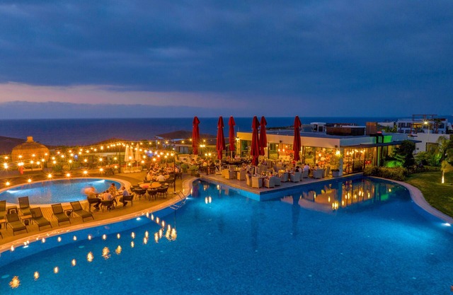 Gorgeous seafront villa in a prime resort