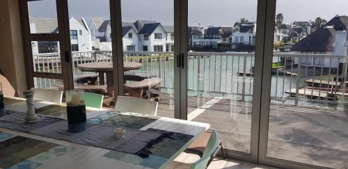 Gorgeous St Francis Canal House