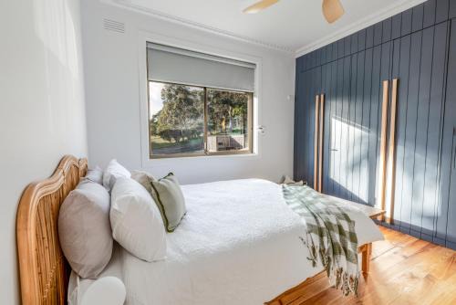 Gorgeous Sunset View, Pet Friendly with Huge Yard