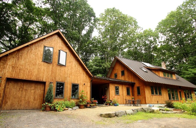Precioso, tranquilo, Custom Built Eco-Friendly Home In ubicación ideal