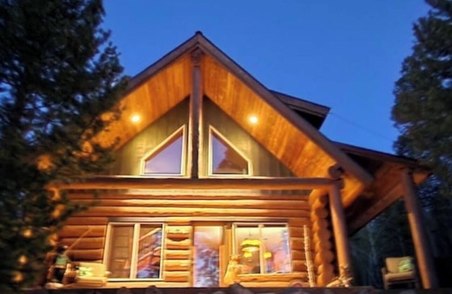 Gorgeous Log Cabin with Hot Tub & Theater near Snowmobile & SXS Trails & Lakes!