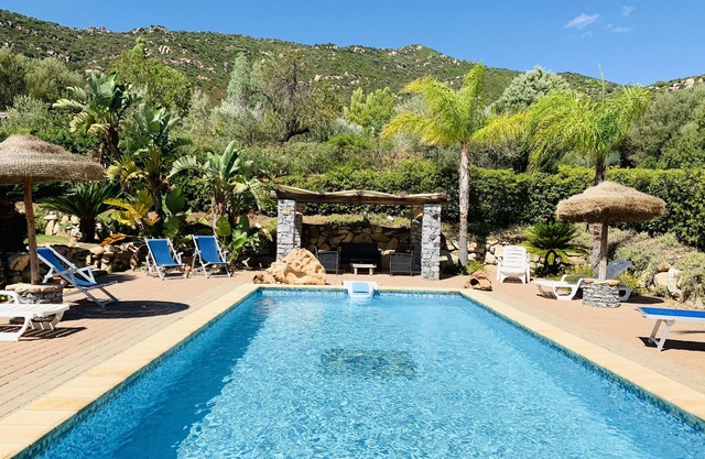 Gorgeous Villa with swimming pool and a beautiful garden!!