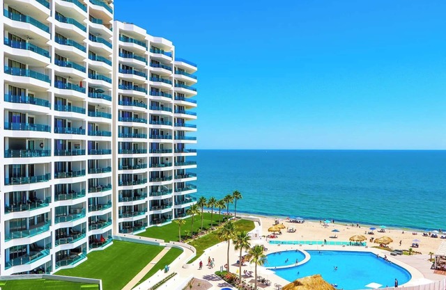 Hermoso condominio con vistas asombrosas