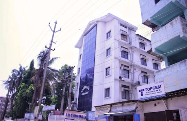 Goroomgo Blue Moon Guest House Guwahati