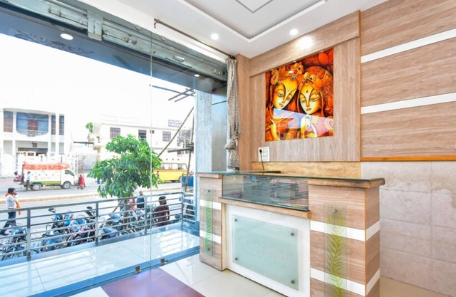 Goroomgo Brij Dham Guest House Mathura