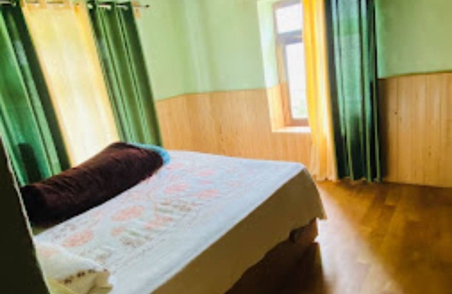 Goroomgo Himalaya Retreat Homestay