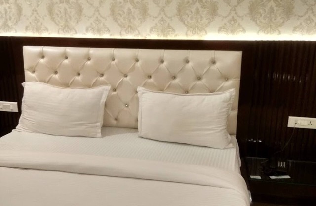 Goroomgo Hotel Jasmine Haridwar