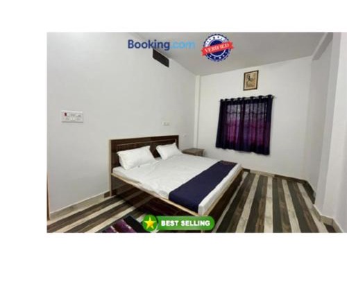 Goroomgo Hotel Kashi Nest Varanasi - A Peacefull Stay & Parking Facilities
