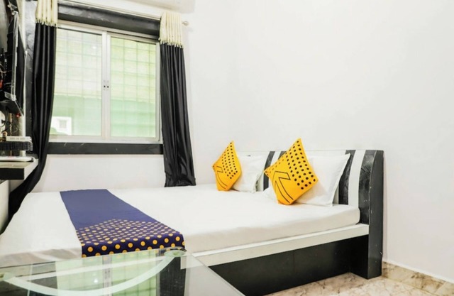 Goroomgo Hotel SONI Madhya Pradesh