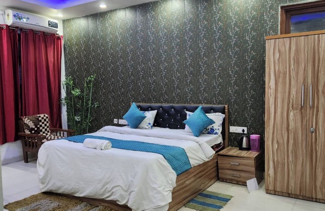 Goroomgo Maujis Villa Guest House Prayagraj