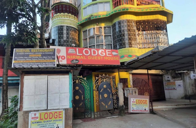 Goroomgo Nirmal Guest House Guwahati