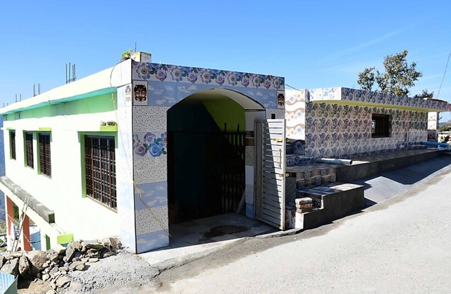 Goroomgo Prem Home Stay Ranikhet