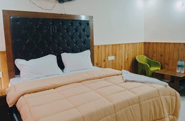 Goroomgo Prithvi Resort Mussoorie
