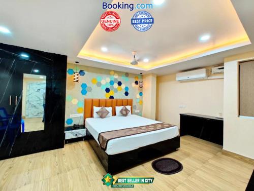 Goroomgo Santosh 2 Inn Puri Near Jagannath Temple Puri - Newly Decorated Room - Best Hotel in Puri