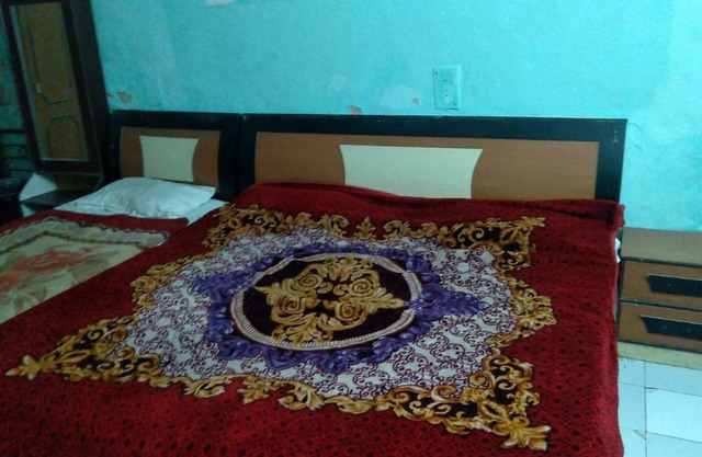 Goroomgo Viren International Agra