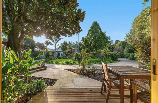 Grace Whenua Chalets (up to 20 ppl)
