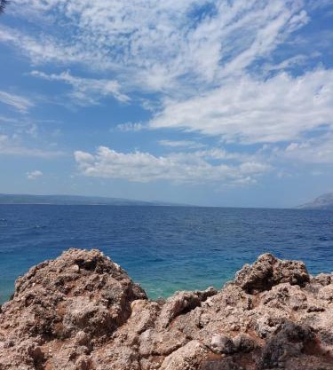 Graceful LJUPKA GETAWAY by the sea - Lokva Rogoznica, Omiš