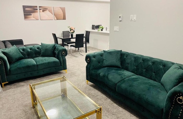 Gracious Homes