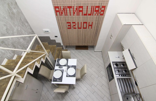 Gracioso apartamento de dos habitaciones (Loft) en el centro histórico de Nápoles