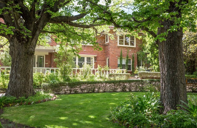 Graham Apartments