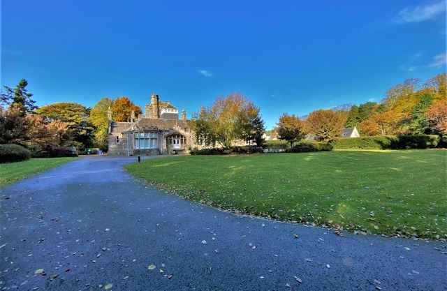 Grampian Serviced Apartments - Garden Neuk - Lesmurdie House