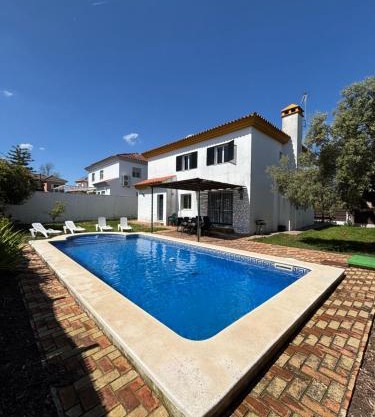 Gran Chalet a 13 min de Sevilla