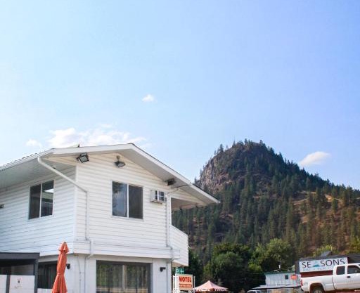 Granby River Inn & Suites