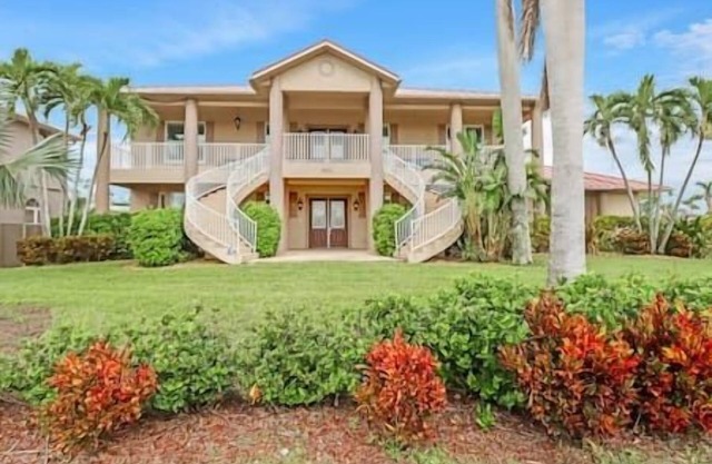 Grand 4250 Sq Ft Canal Access