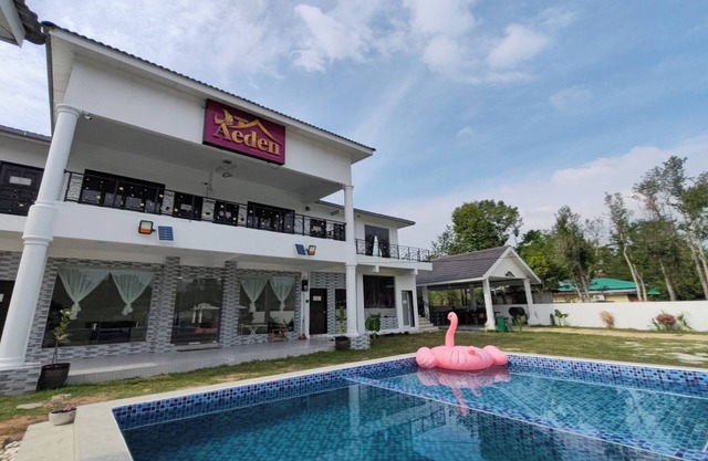 Grand Aeden Villa