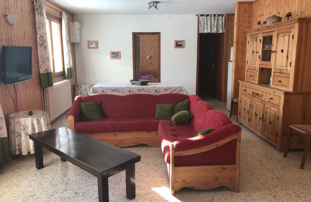 Grand appartement 5 chambres avec Wi-Fi et parking aux Gets - FR-1-671-84