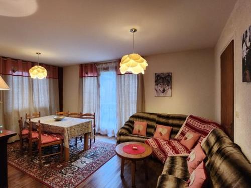 Grand appartement entre pistes à La Chapelle d'Abondance avec balcon et parking - FR-1-692-108