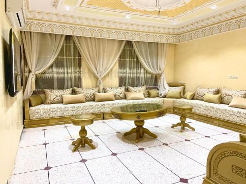 Grand Appartement Luxueux En Plein Taroudant